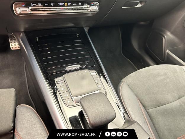 MERCEDES-BENZ GLA 200 d AMG Line  GLA 200 d AMG Line