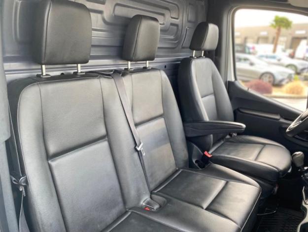 MERCEDES-BENZ Sprinter 316 CDI Fourgon Toit sureleve Standard  Suspension pneumatique