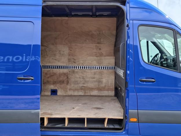 MERCEDES-BENZ Sprinter 315 CDI Fourgon Toit sureleve Long  