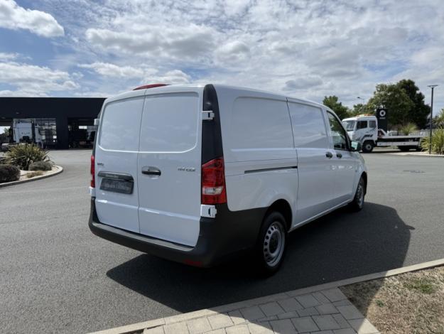 MERCEDES-BENZ Vito 114 CDI Fourgon Long Pro 