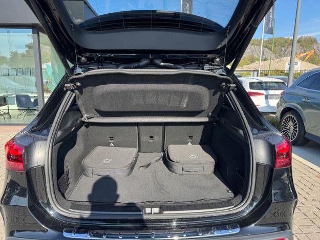 MERCEDES-BENZ EQA 250  + Star Edition  