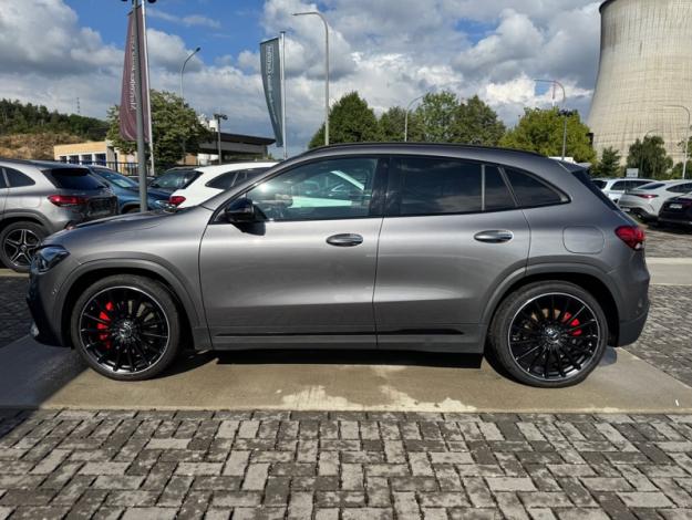 MERCEDES-BENZ GLA-Klasse Mercedes-AMG GLA 35 4MATIC