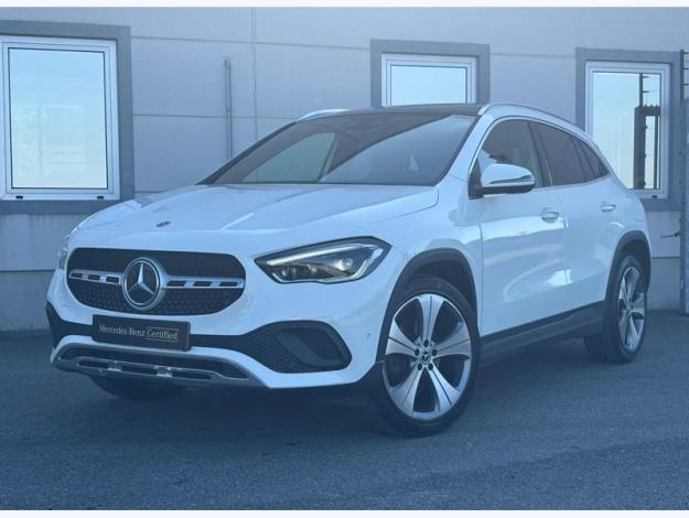 MERCEDES-BENZ GLA 200 d Progressive Toit Pano  