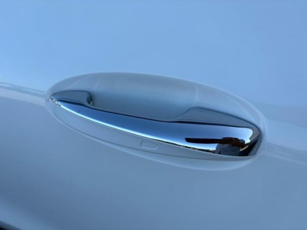 MERCEDES-BENZ GLA 200 d Progressive Toit Pano  