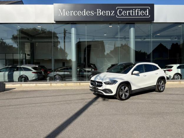 MERCEDES-BENZ GLA 200 d Progressive Toit Pano  