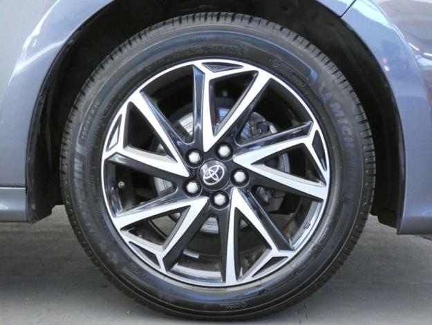 TOYOTA Yaris 120 VVT-i Design  