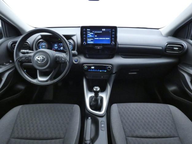 TOYOTA Yaris 120 VVT-i Design  