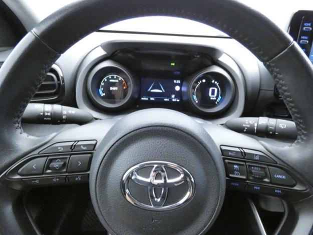 TOYOTA Yaris 120 VVT-i Design  