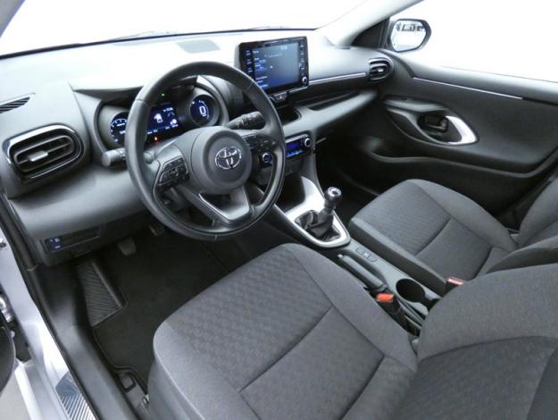 TOYOTA Yaris 120 VVT-i Design  