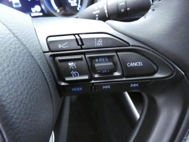 TOYOTA Yaris Hybride 116h Design  
