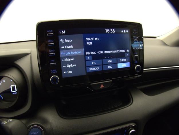 TOYOTA Yaris Hybride 116h Design  