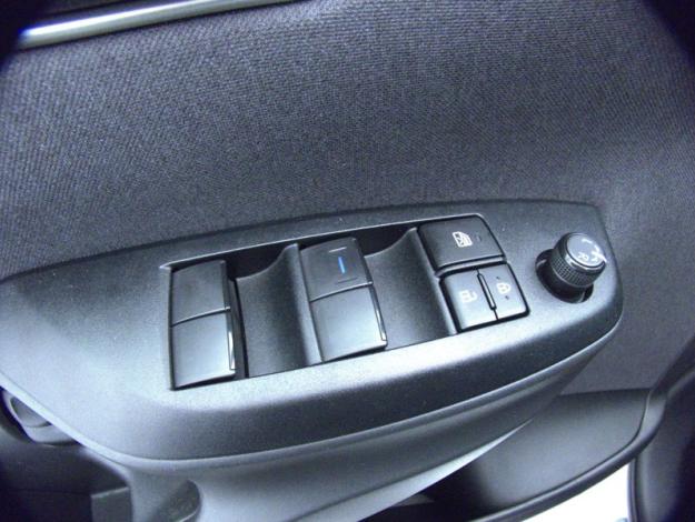 TOYOTA Yaris Hybride 116h Design  