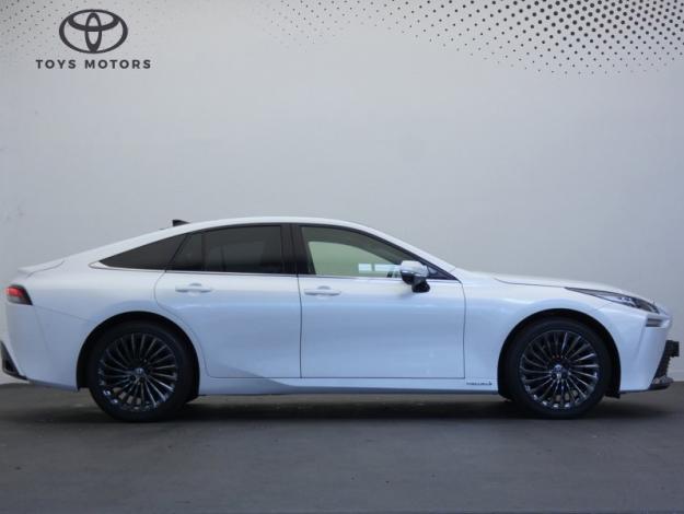 TOYOTA Mirai 182ch Executive  