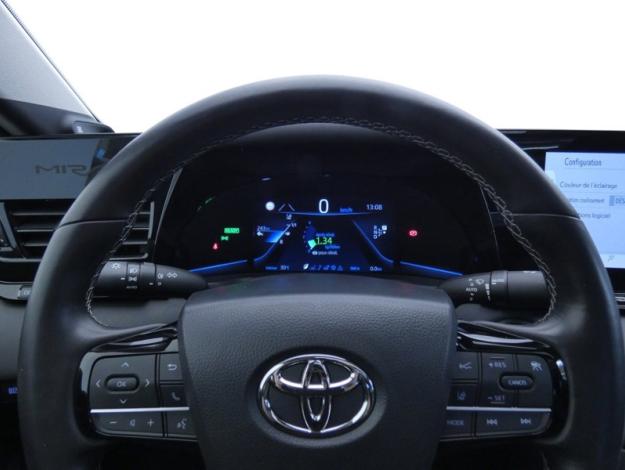 TOYOTA Mirai 182ch Executive  