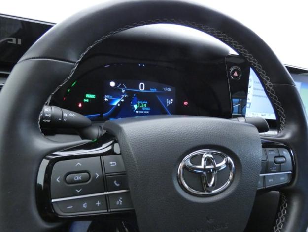 TOYOTA Mirai 182ch Executive  