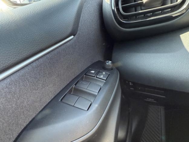 TOYOTA Yaris Hybride 116h Design  