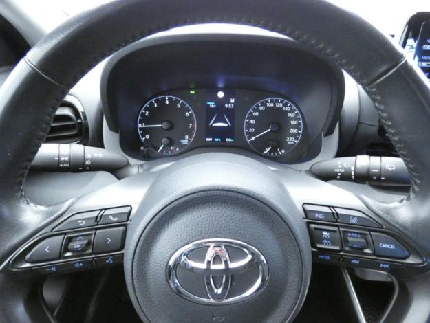 TOYOTA Yaris 70 VVT-i Dynamic France Business  