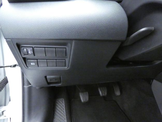 TOYOTA Yaris 70 VVT-i Dynamic France Business  