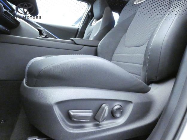 TOYOTA C-HR 1.8 Hybride 140 Collection Pack & Toit panoramique  