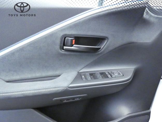 TOYOTA C-HR 1.8 Hybride 140 Collection Pack & Toit panoramique  