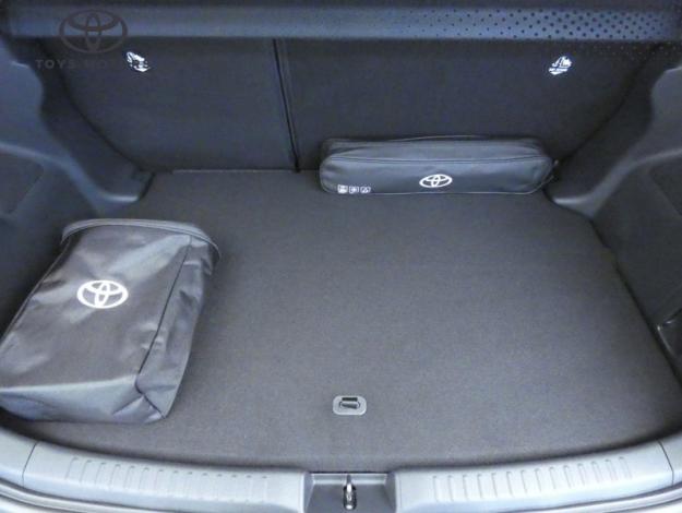 TOYOTA Yaris Hybride 130h Collection  