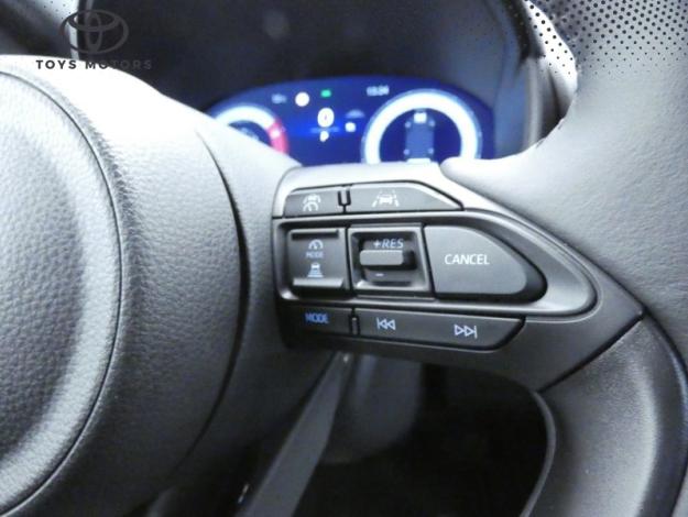 TOYOTA Yaris Hybride 130h Collection  