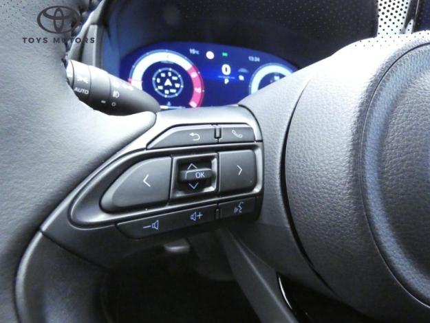 TOYOTA Yaris Hybride 130h Collection  