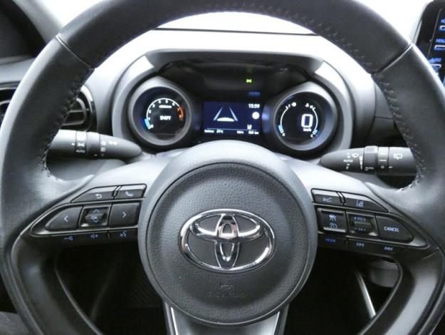 TOYOTA Yaris 120 VVT-i Design  