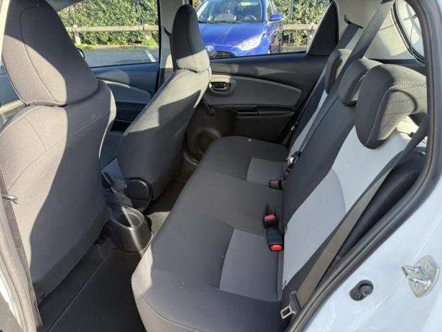 TOYOTA Yaris 70 VVT-i France Connect  