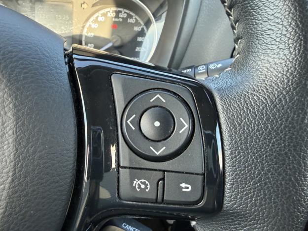 TOYOTA Yaris 70 VVT-i France Connect  