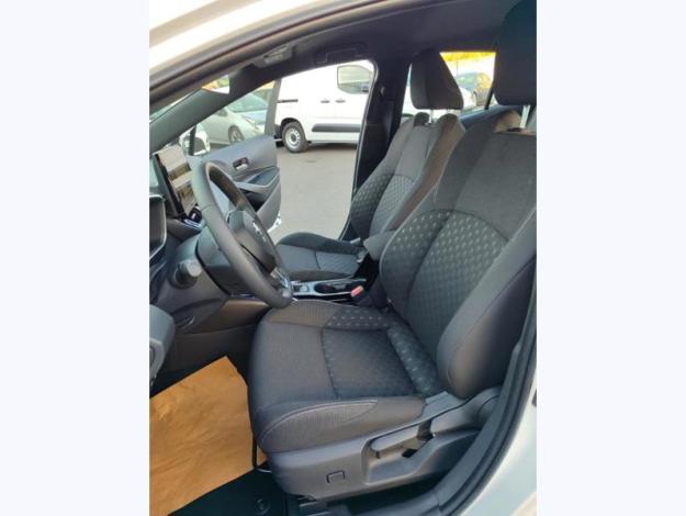 TOYOTA Corolla Hybride 1.8L 140h Dynamic Business  COROLLA 1.8L 140 CH DYNBUSINESS MY25