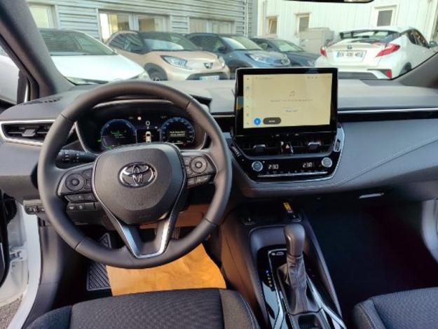 TOYOTA Corolla Hybride 1.8L 140h Dynamic Business  COROLLA 1.8L 140 CH DYNBUSINESS MY25