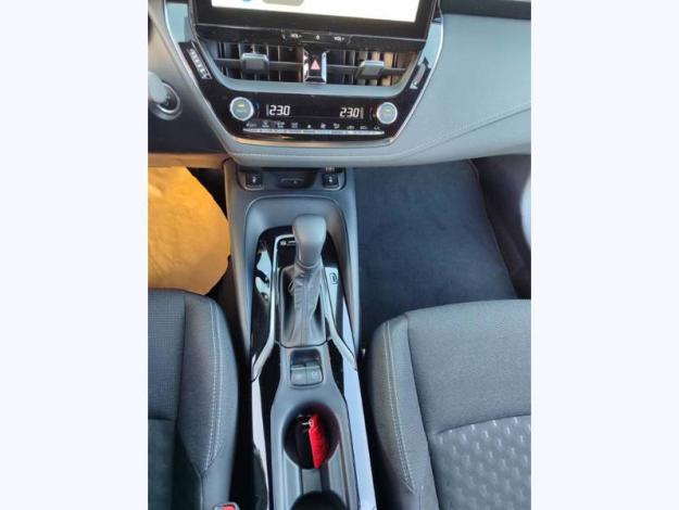 TOYOTA Corolla Hybride 1.8L 140h Dynamic Business  COROLLA 1.8L 140 CH DYNBUSINESS MY25