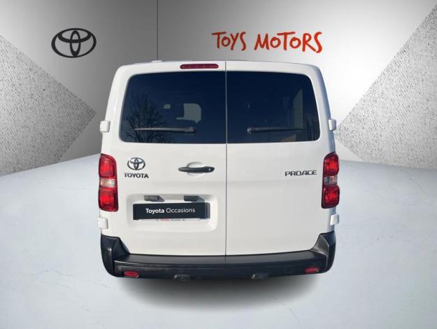 TOYOTA Proace Combi 2.0L 140 D-4D Dynamic Long 9 places  