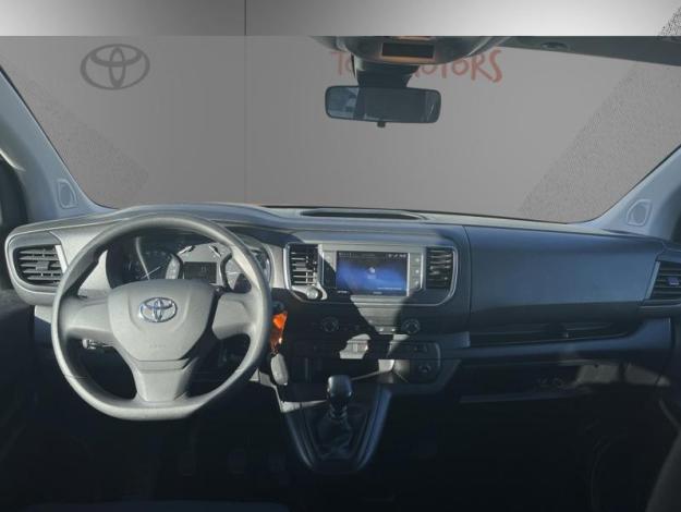 TOYOTA Proace Combi 2.0L 140 D-4D Dynamic Long 9 places  
