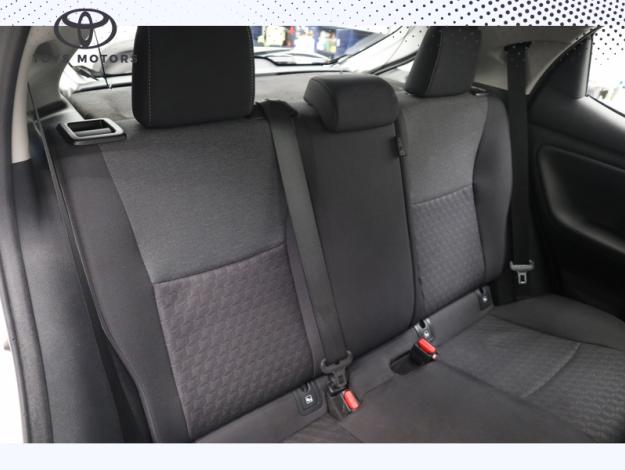 TOYOTA Yaris 70 VVT-i Dynamic Business  