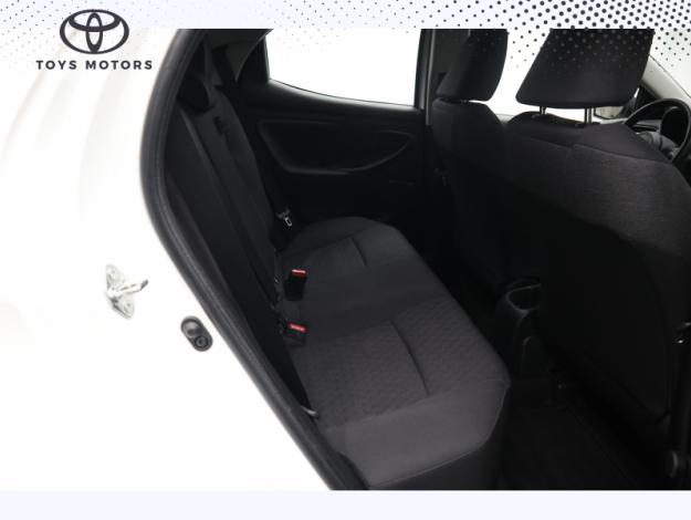 TOYOTA Yaris 70 VVT-i Dynamic Business  