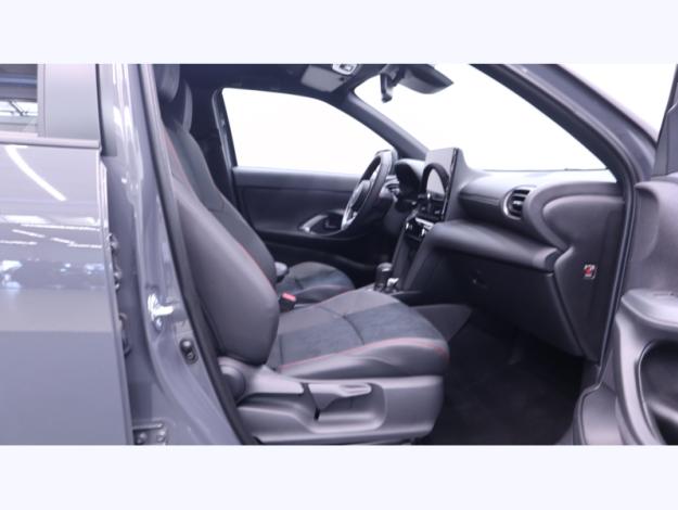 TOYOTA Yaris Cross 1.5 HYBRID 130H GR SPORT AUTO  YARIS CROSS 130H 2WD GR SPORT MY25 SHOWROOM