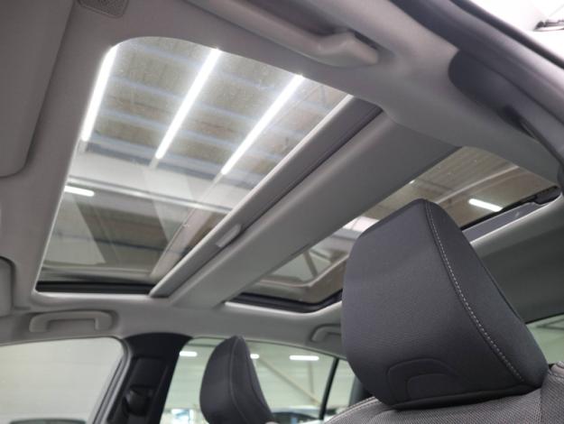 TOYOTA Prius Hybride Rechargeable 223ch Design  PRIUS PHEV 2.0L 223 CH DESIGN PANO DEMO