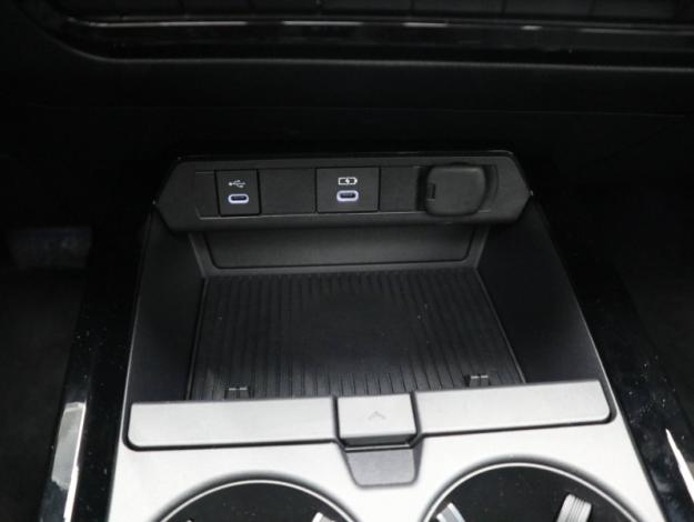 TOYOTA Prius Hybride Rechargeable 223ch Design  PRIUS PHEV 2.0L 223 CH DESIGN PANO DEMO