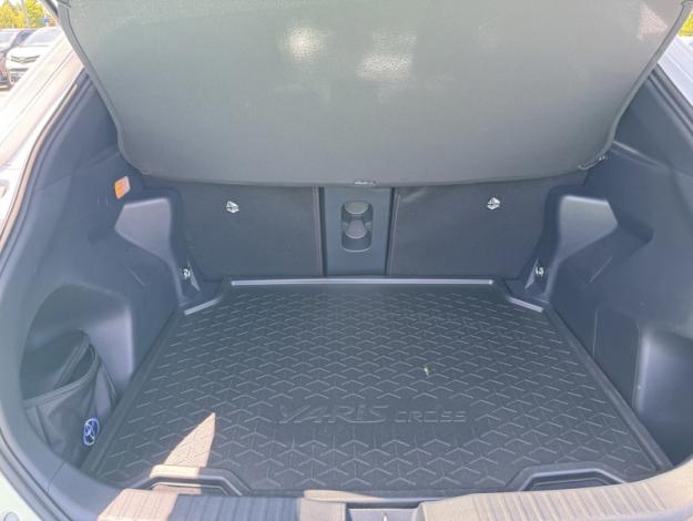 TOYOTA Yaris Cross 1.5 HYBRID 116H DESIGN / PACK CARGO   