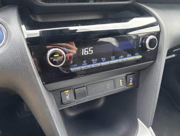 TOYOTA Yaris Cross 1.5 HYBRID 116H DESIGN / PACK CARGO  