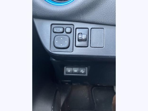 TOYOTA Yaris 1.5 VVT-I HYBRID Cyan Edition  