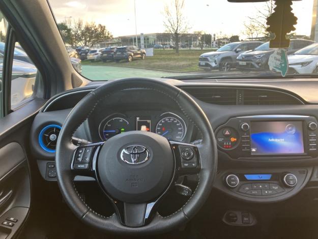 TOYOTA Yaris 1.5 VVT-I HYBRID Cyan Edition  