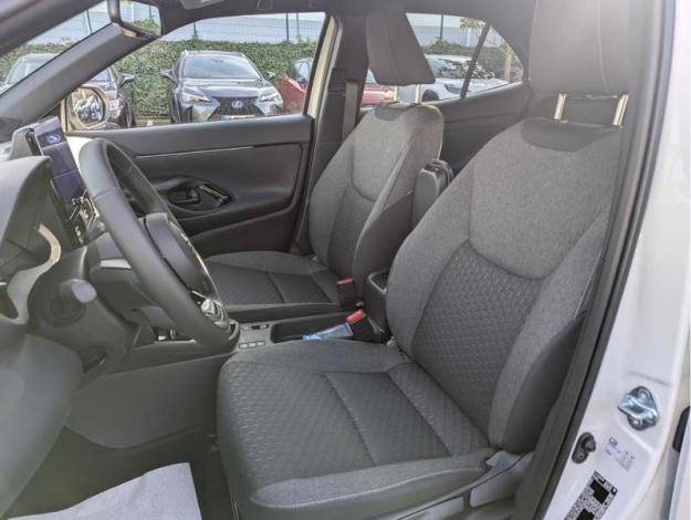 TOYOTA Yaris Cross YARIS CROSS 130H 2WD DESIGNPACKCARGO MY25  YARIS CROSS 130H 2WD DESIGNPACKCARGO MY25