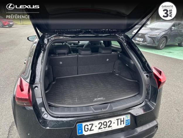 LEXUS UX 300h 2WD Luxe  UX 300H HYBRIDE 2WD MC LUXE TO