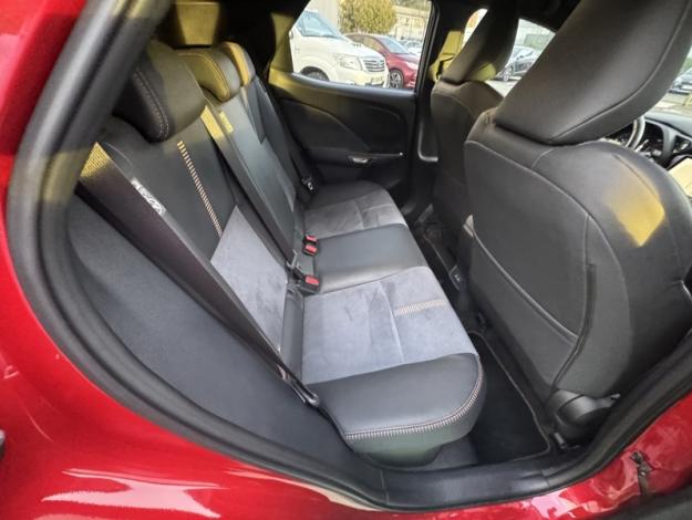 LEXUS LBX 1.5 136H 2WD Cool / Pack Advanced  