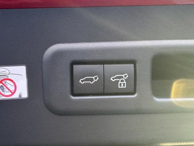 LEXUS LBX 1.5 136H 2WD Cool / Pack Advanced  