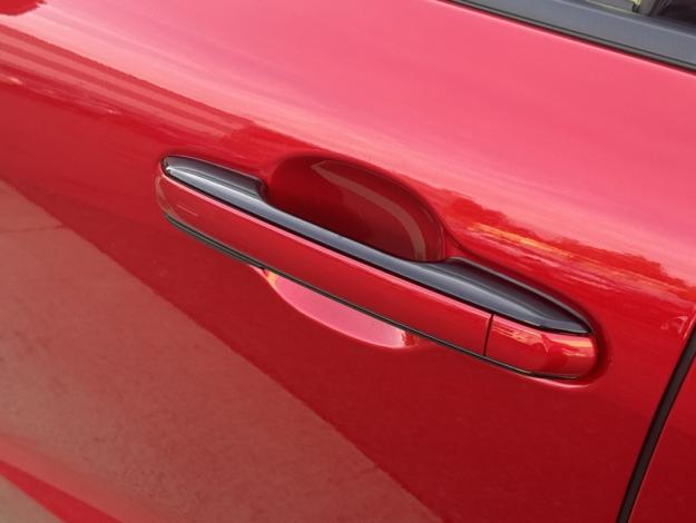 LEXUS LBX 1.5 136H 2WD Cool / Pack Advanced  