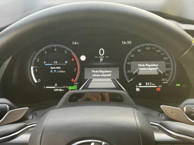 LEXUS LBX 1.5 136H 2WD Cool / Pack Advanced  